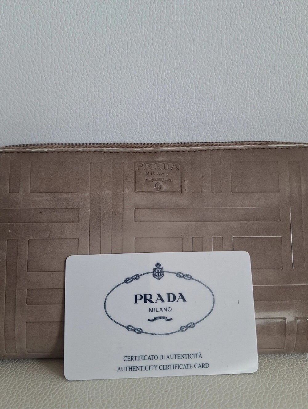 Prada Milano Grey Long Zip Wallet EUC - Picture 5 of 6